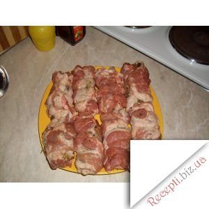 Фото - Рулети зі свинини із начинкою