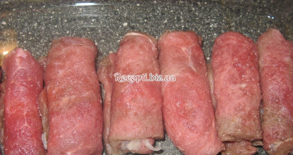 фото Рулетики з яловичини з квашеною капустою