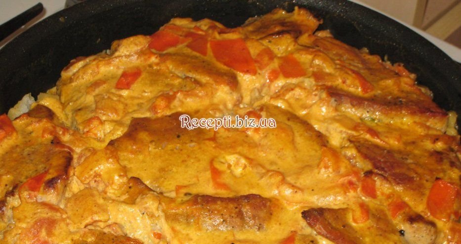 М'ясо з картоплею в вершково-томатному соусі Цибуля ріпчаста