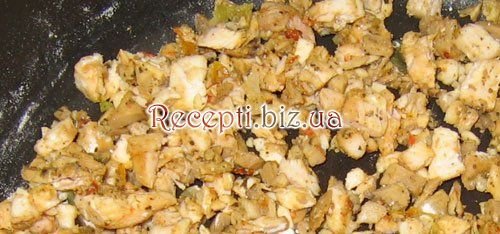 Рис з овочами і курячим соусом Рис