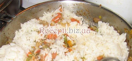 Рис з овочами і курячим соусом Салат китайський