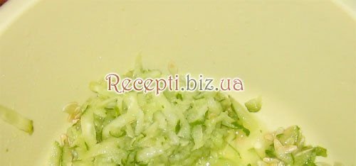 Рис з овочами і курячим соусом