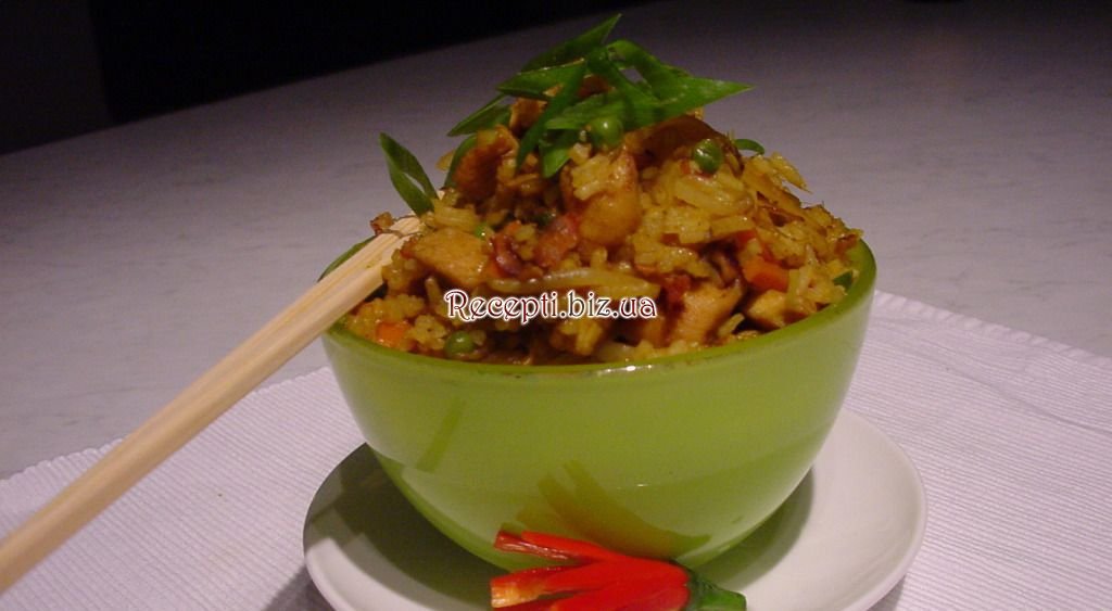 Nasi - індонезійська смажений рис Морква