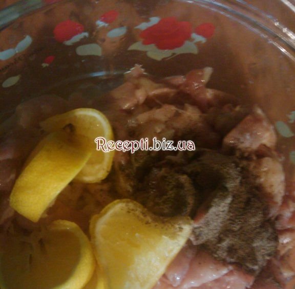 Лимонно-часниково-курячий соус для макаронів