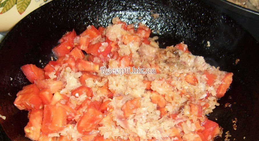 Курча в томатно-цибульному соусі Курча