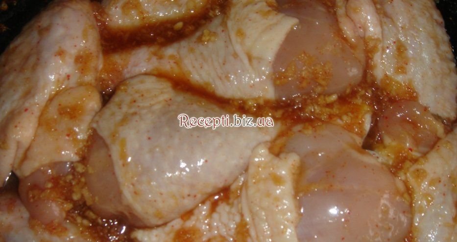 фото Гостра запечена курятина в меду