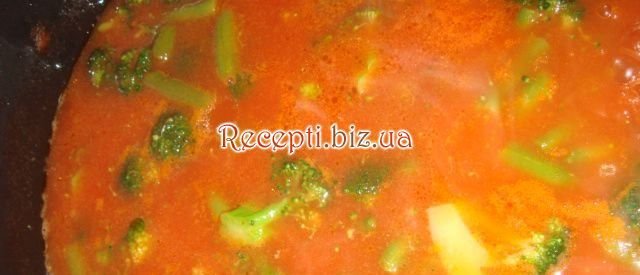Індичка з овочами в томаті Квасоля стручкова