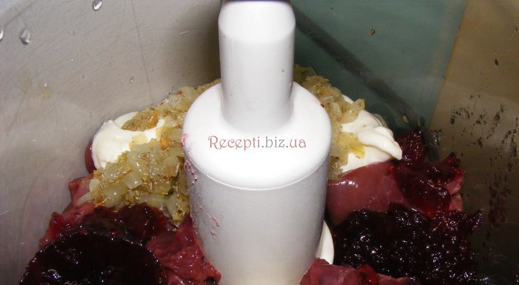 фото Печіночне парфе з розмарином і желе з червоної смородини