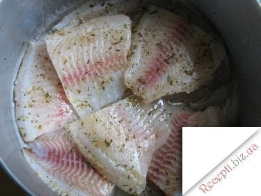 Риба в білому вині з квасолею інгредієнти