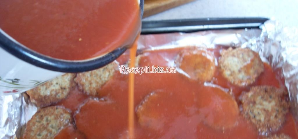 Рибні котлети з сардин в томаті Бульйон