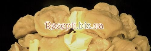 Домашні пельмені в грибному соусі Шампіньйони