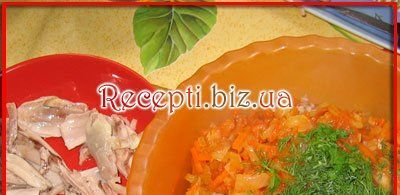 Гречка з куркою і овочами Гомілка куряча