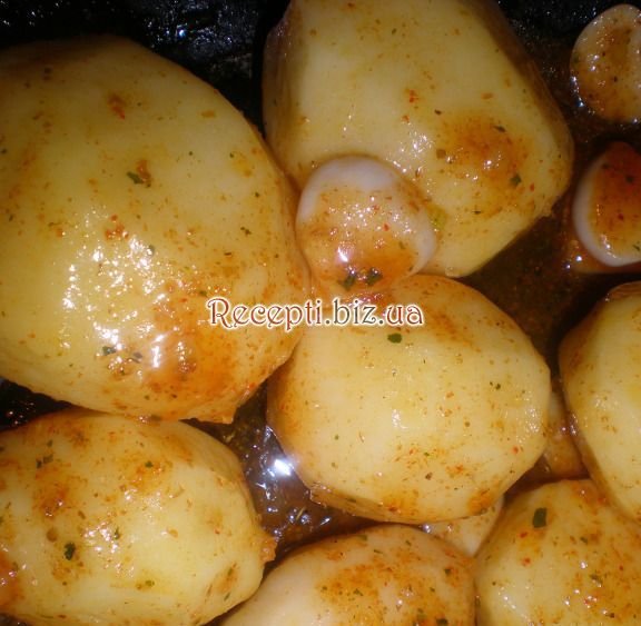 фото Картопля, запечена з травами і медом