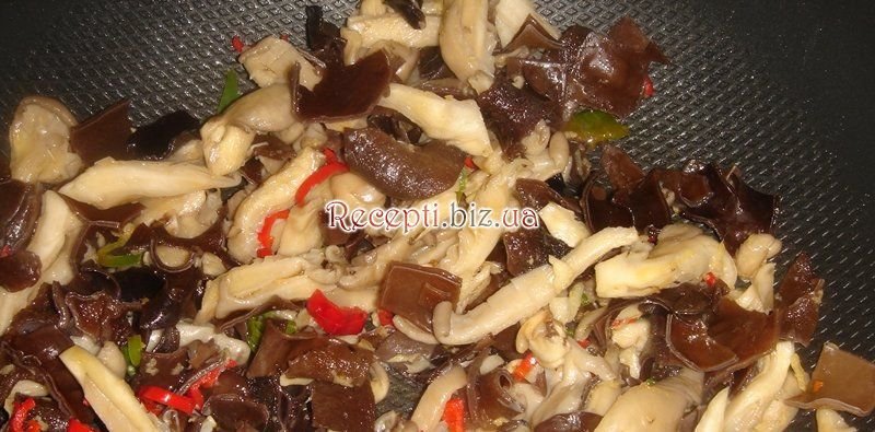 Селера з грибами - qincai chao xianggu Імбир свіжий