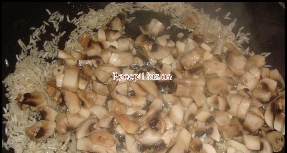 Цибулеві горшочкіс грибами Червоний цибуля