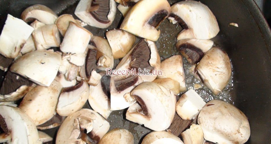 Смажені овочі з грибами Кабачoк