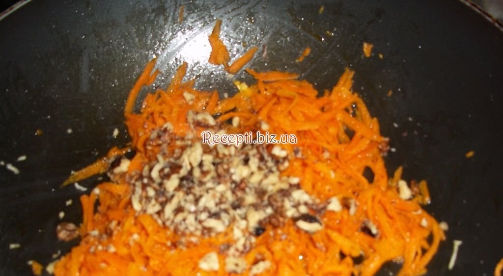 Голубчики з морквою і волоськими горіхами Капуста белокoчанная