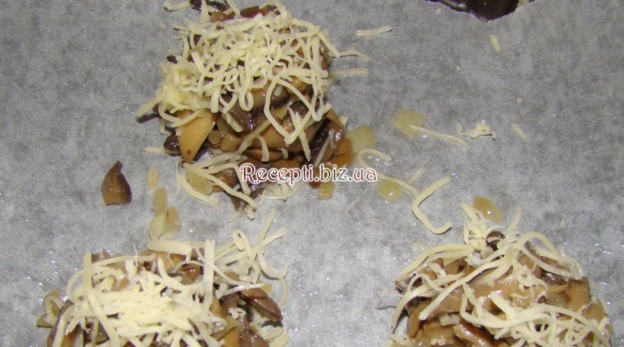 фото Ватрушки картопляні з грибами