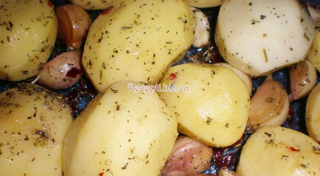 Запечена гостра картопля з часником Перець чилі