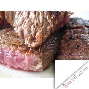 Фото: Смажений стейк із яловичини