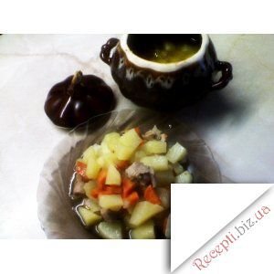 Фото: Печеня з індички з овочами у горщику