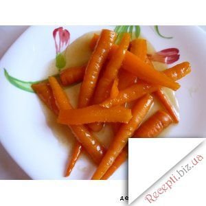 Фото: Морква у медовій глазурі