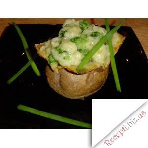 Фото: Запечена картопля з броколі