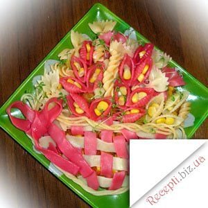 Фото: Овочеве рагу з макаронами "Помаранчевий настрій"